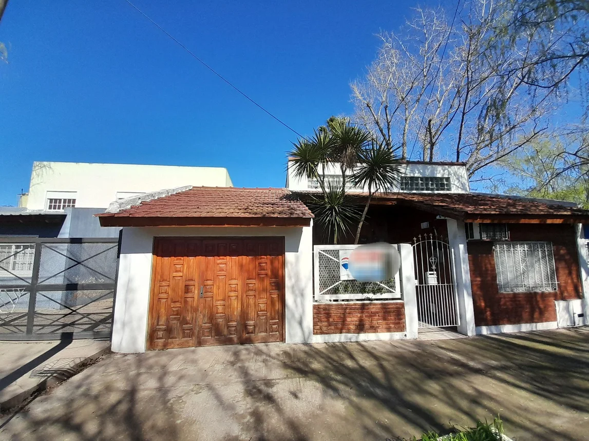 Casa en venta en Tristán Suárez, General Paz 800