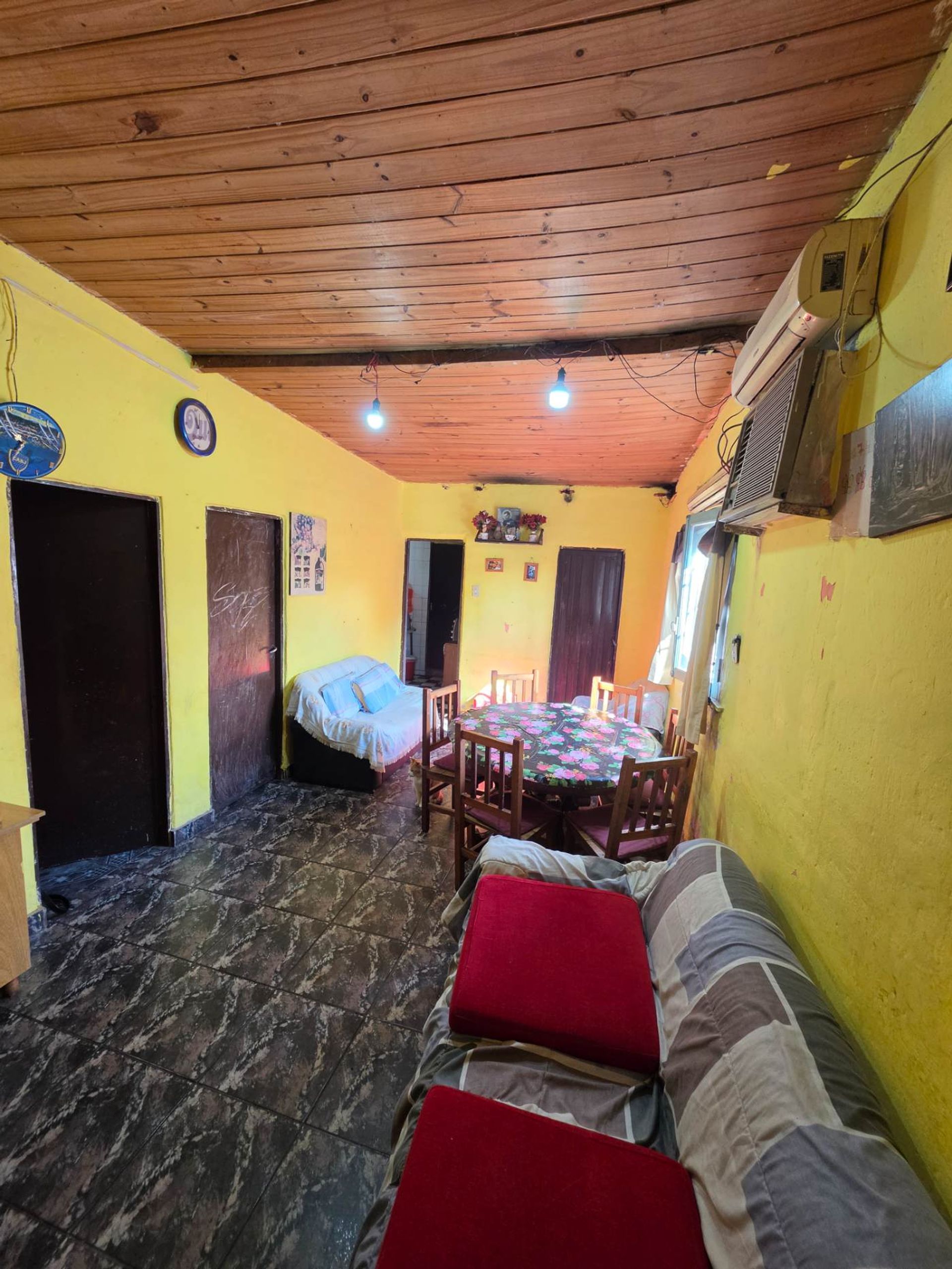 Foto 5 — CASA 6 AMB. VENTA LONGCHAMPS PARQUE Y COCHERA