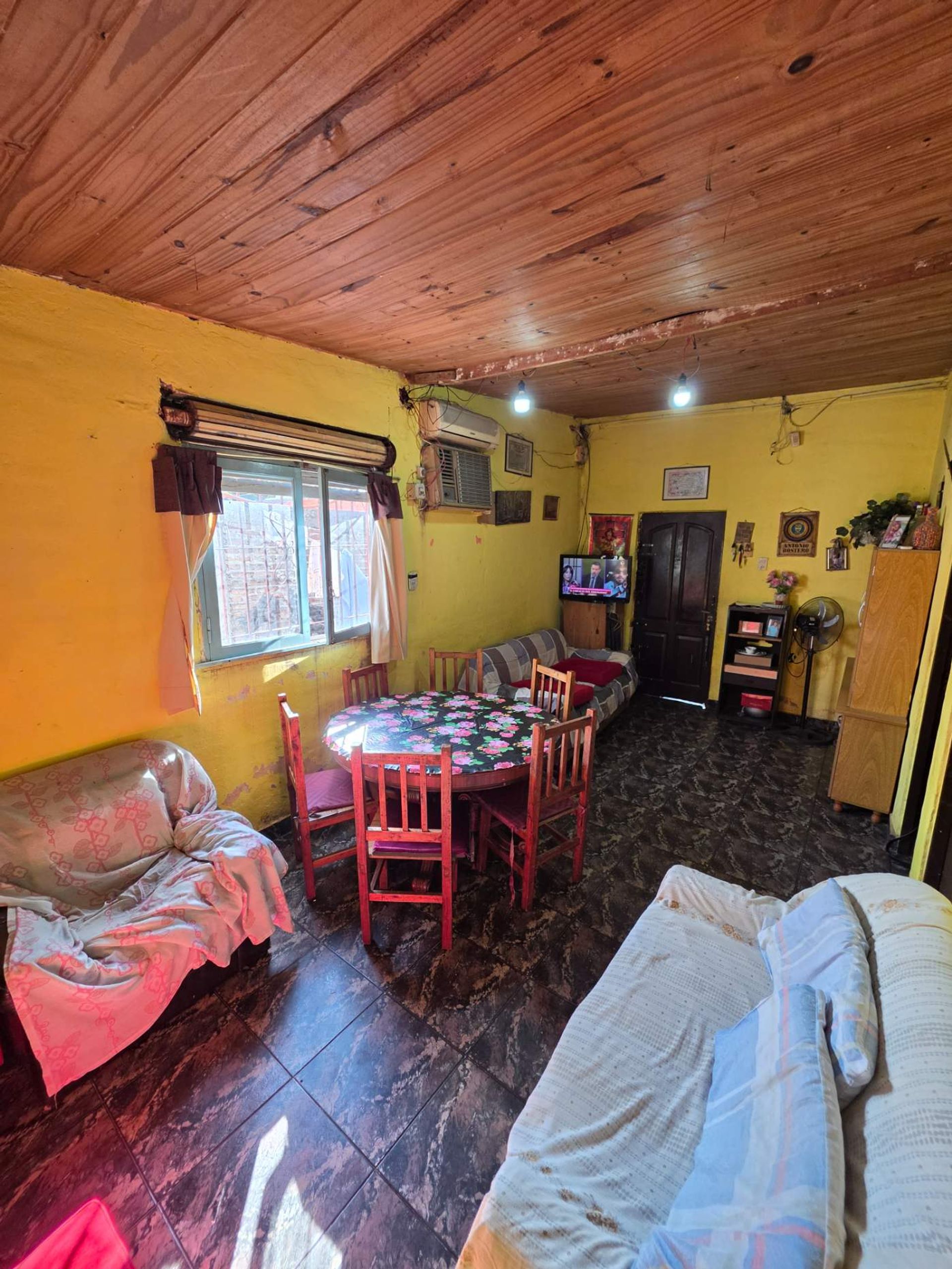 Foto 6 — CASA 6 AMB. VENTA LONGCHAMPS PARQUE Y COCHERA