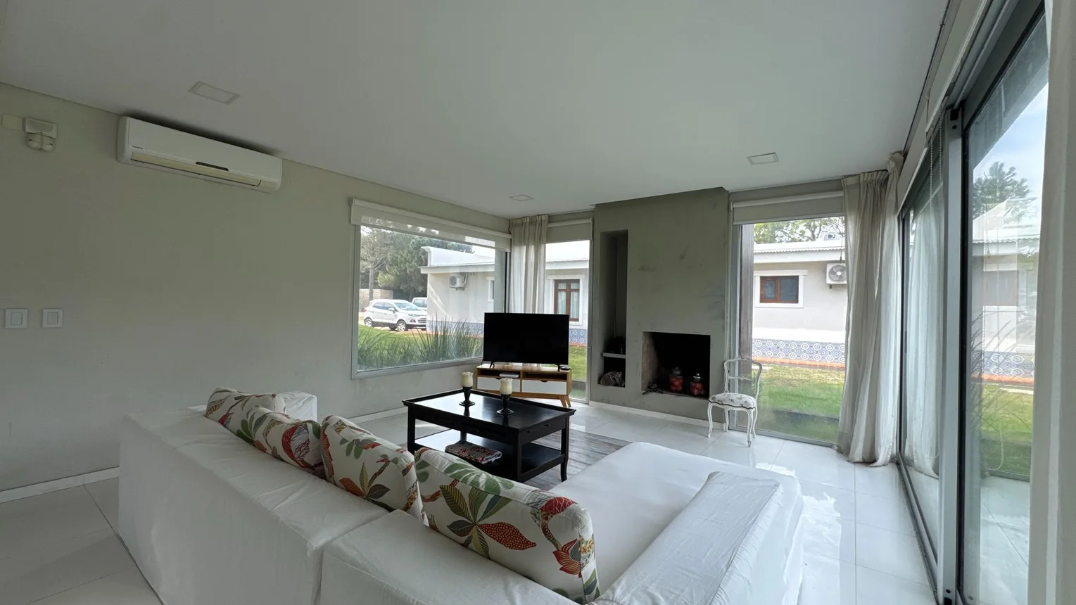 Casa de 5 ambientes en venta en Pinamar, De la Tropilla 800, foto 2