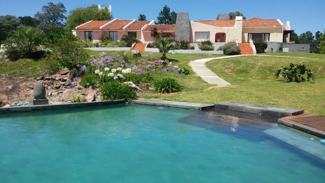 CHACRA EN VENTA 6 SUITE DE LUJO EN RUTA 12