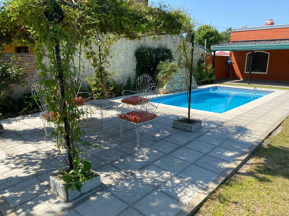 Casa de 5 ambientes en alquiler en Santa Fe, Santa Rosa 5500, foto 2