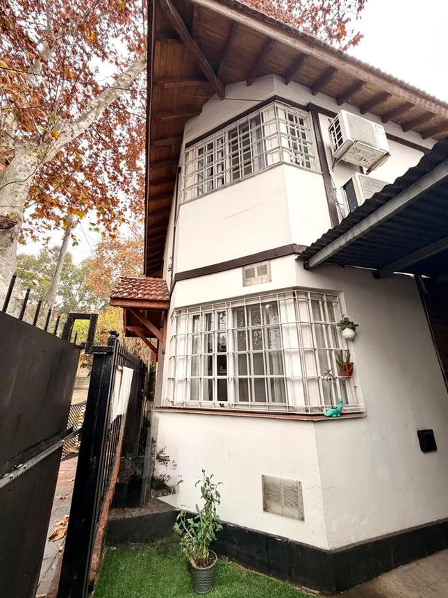 Casa dúplex en venta en Quilmes, foto 2