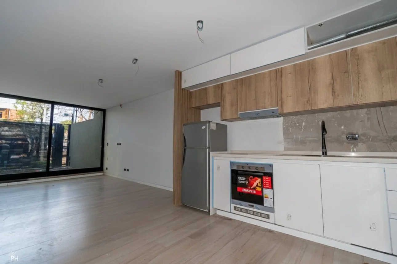 Monoambiente en venta con cochera en alberdi, foto 4