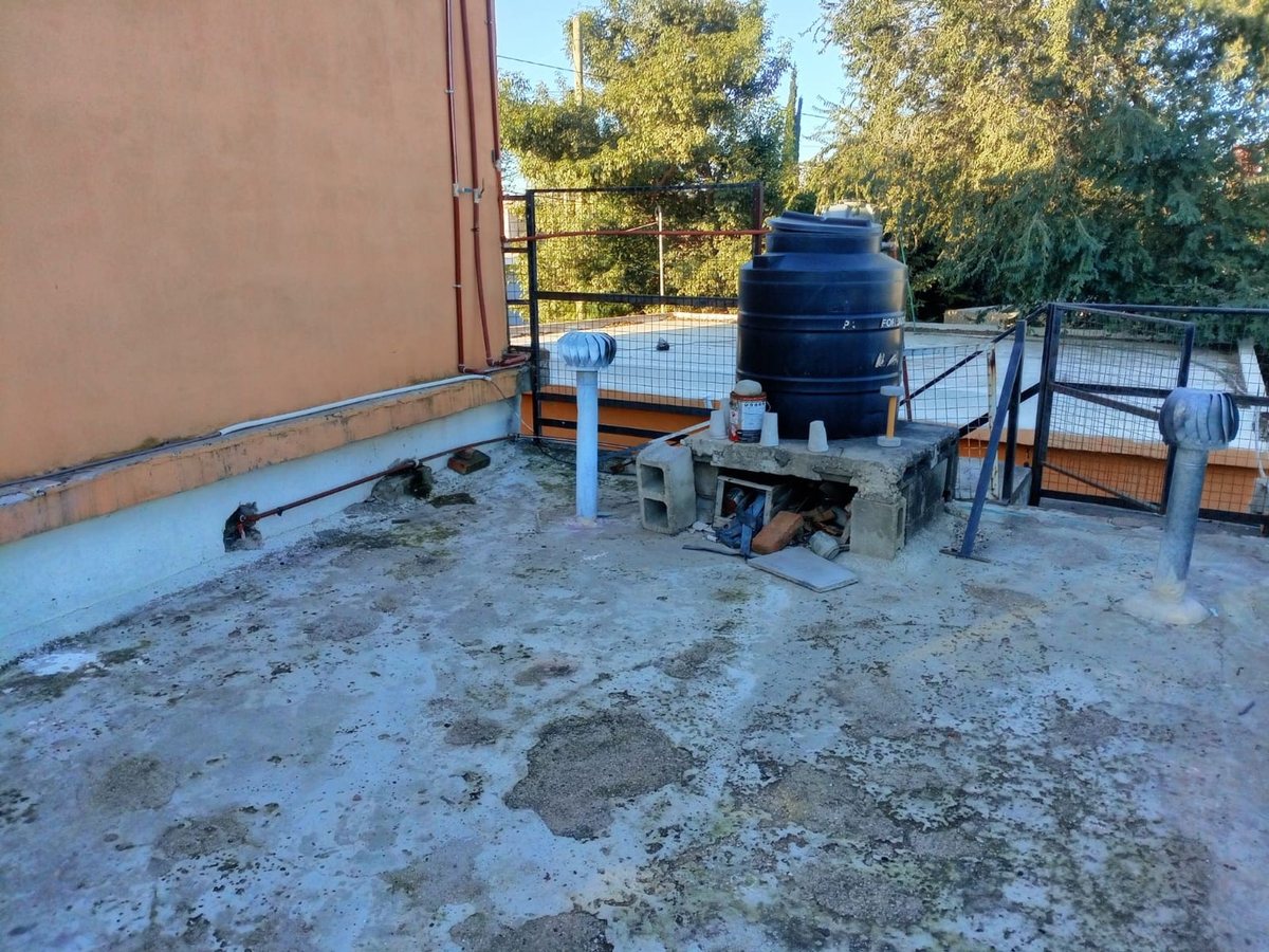Foto 20 — SE VENDE 3 LOCALES + DEPARTAMENTO DE 2 DORMITORIOS
