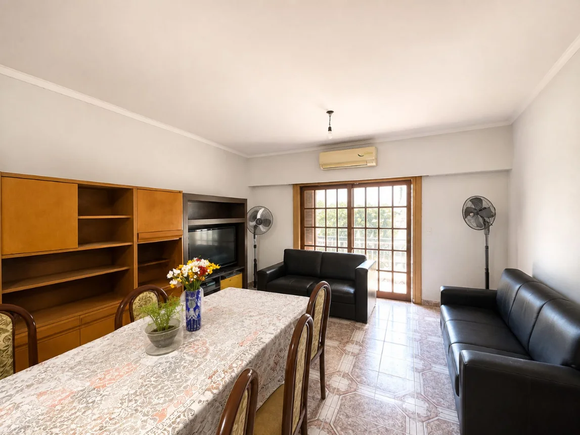 Casa de 4 ambientes en venta en Liniers, Pilar 600