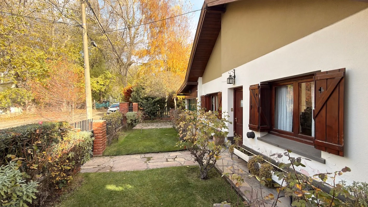 Casa en venta en San Carlos de Bariloche, foto 2