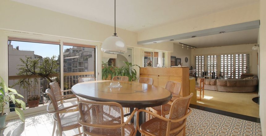 FLORES PISO 6 AMB FRENTE DEPEND BALCÓN COCHERA