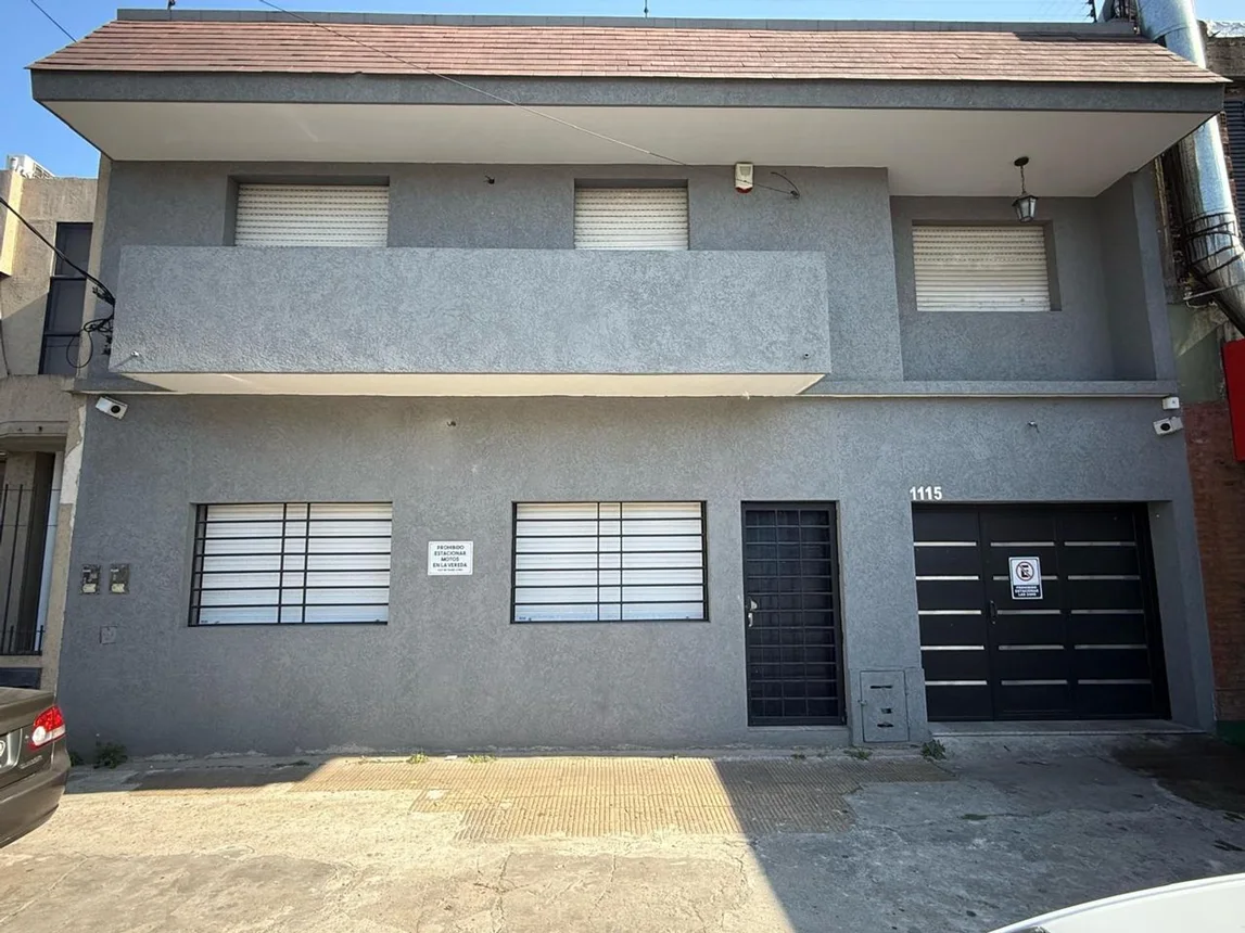 Casa dúplex en venta en Llavallol, Antártida Argentina 1100