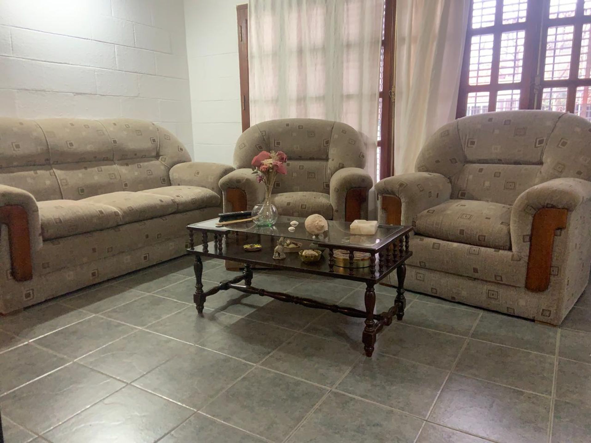 CASA VENTA ZONA SUR INTERSINDICAL 4 DORM 250 M2 - foto 4