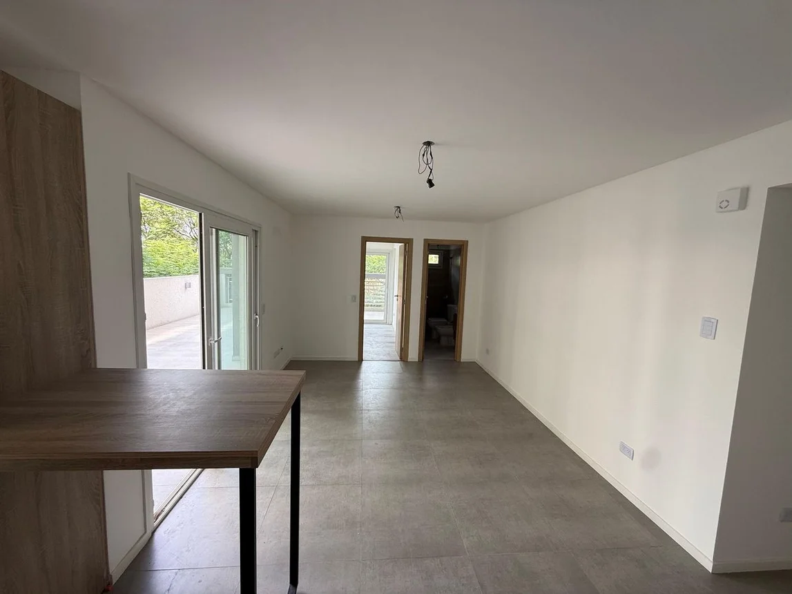 Departamento de 2 ambientes en venta en Ituzaingó, General Félix Olazábal 600