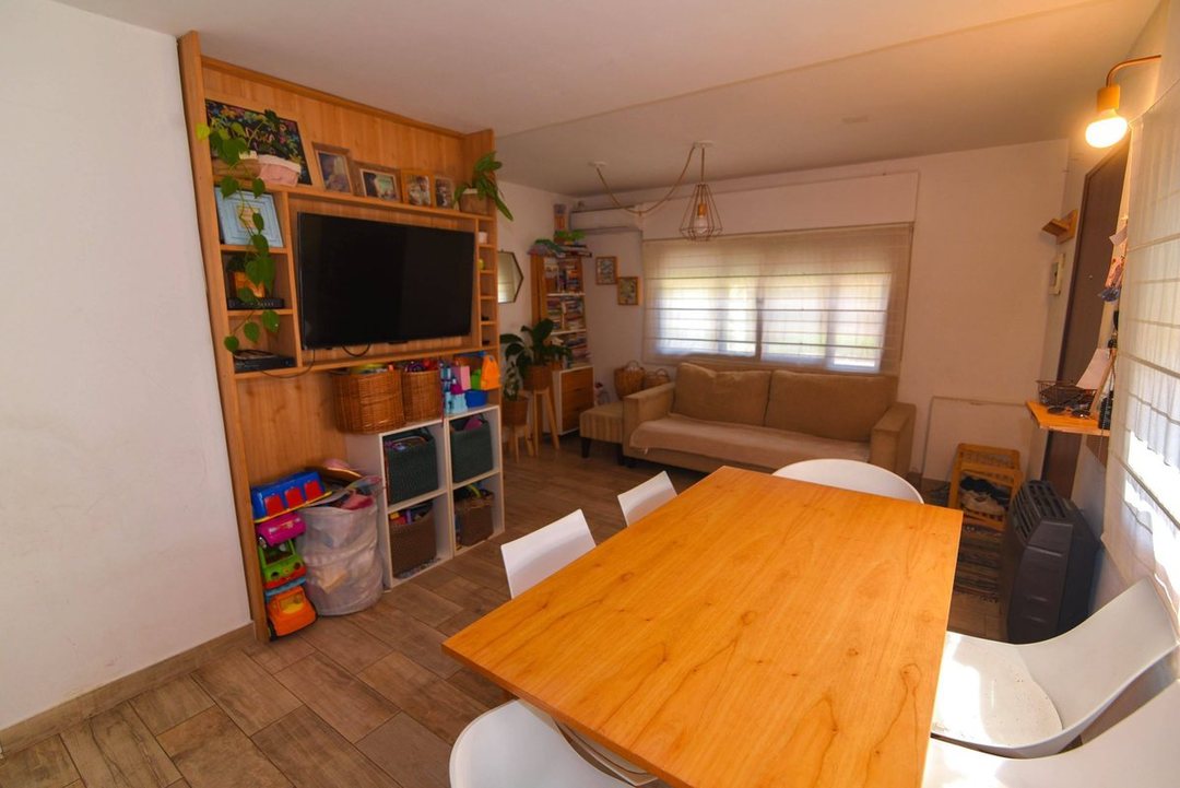VENTA PH 3 AMBIENTES CON PATIO Y COCHERA QUILMES
