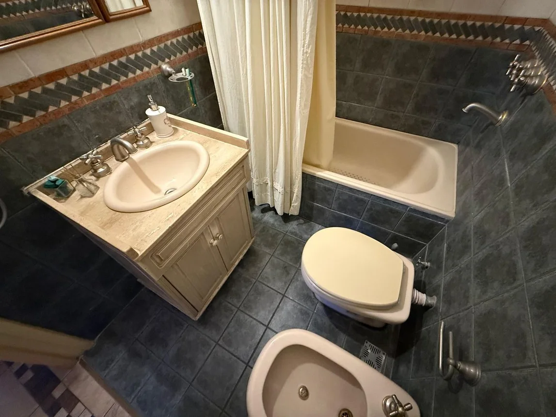 Departamento de 4 ambientes en venta en Gerli, Italia 2100, foto 3
