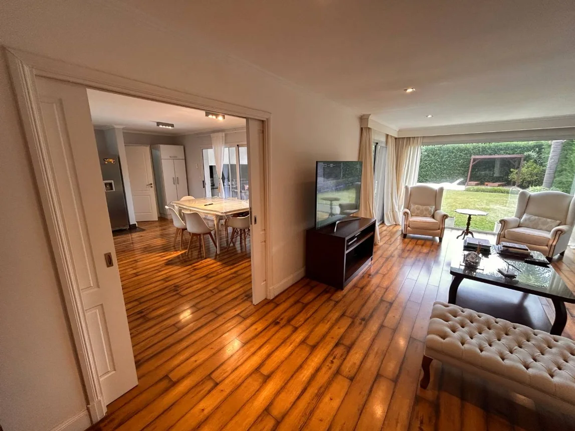 Casa en venta en Belén de Escobar, foto 4