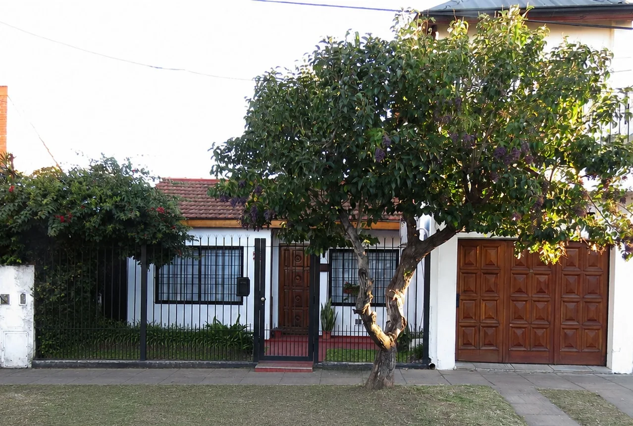 PH de 5 ambientes en venta en Villa Tesei, Castellio 200