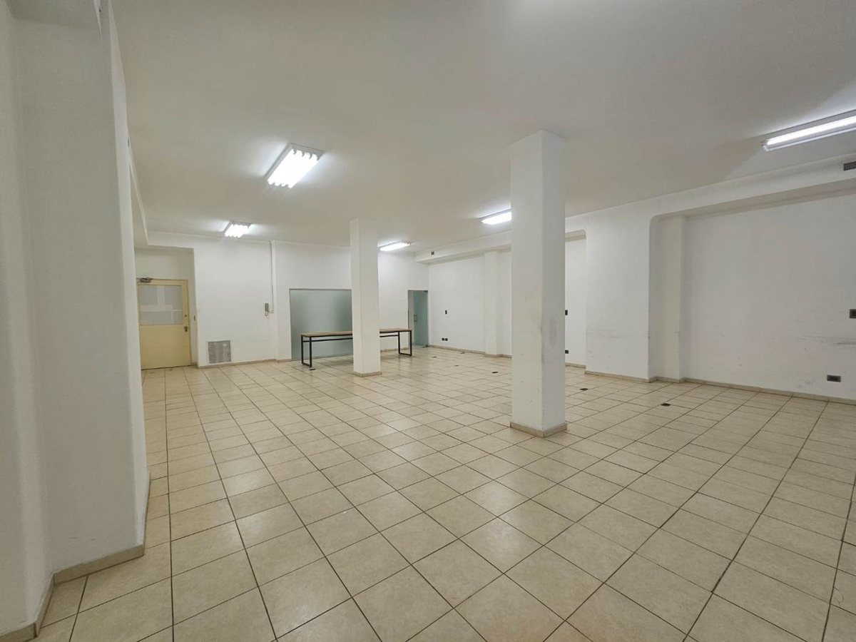 Foto 2 — Venta Oficina Micro Centro