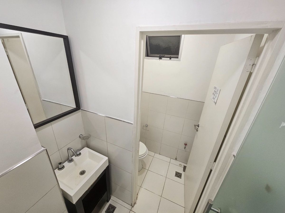 Foto 4 — Venta Oficina Micro Centro