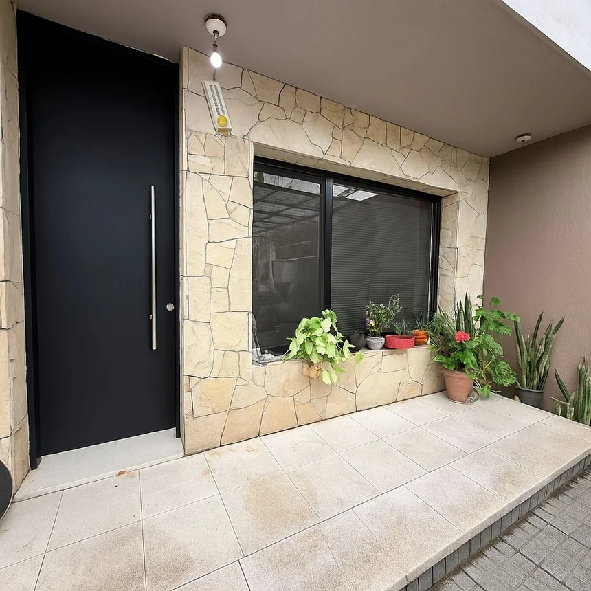 Casa dúplex de 3 ambientes en venta en Morón, Anunciación 2400, foto 3