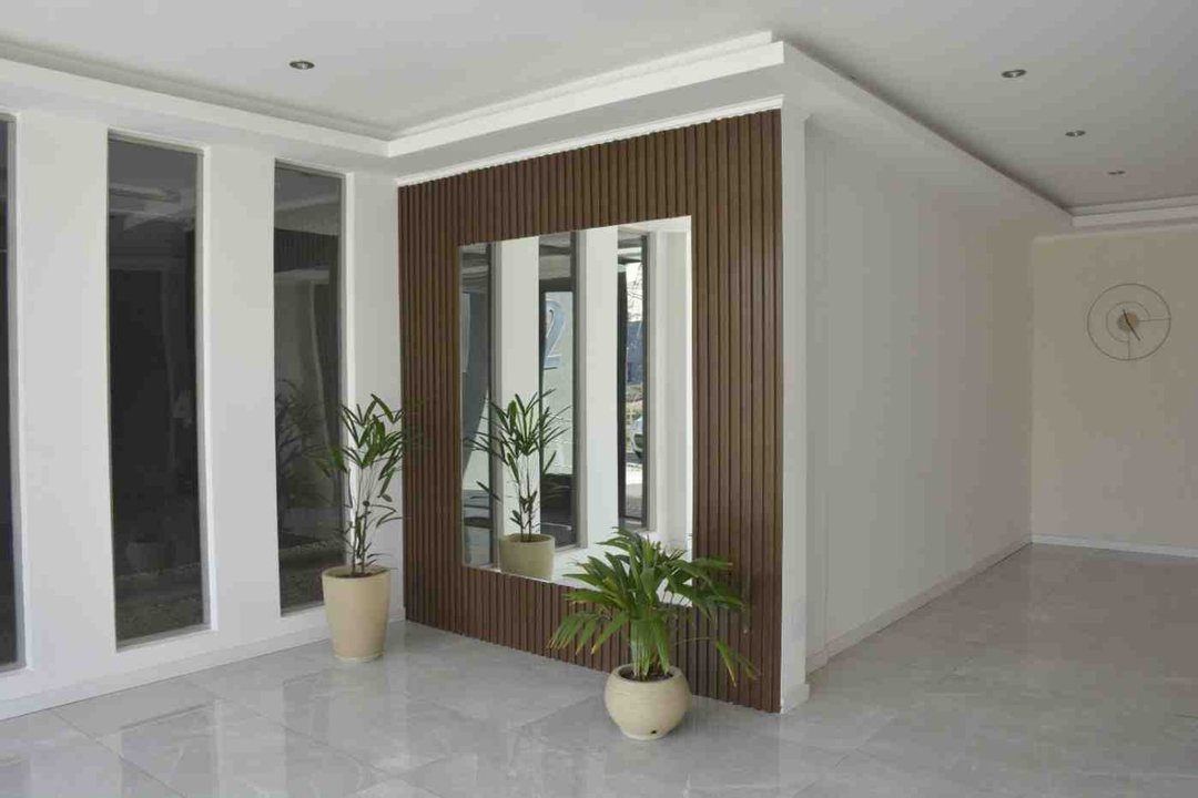ALQUILER MONOAMBIENTE DIVISIBLE CON BALCON L.OESTE