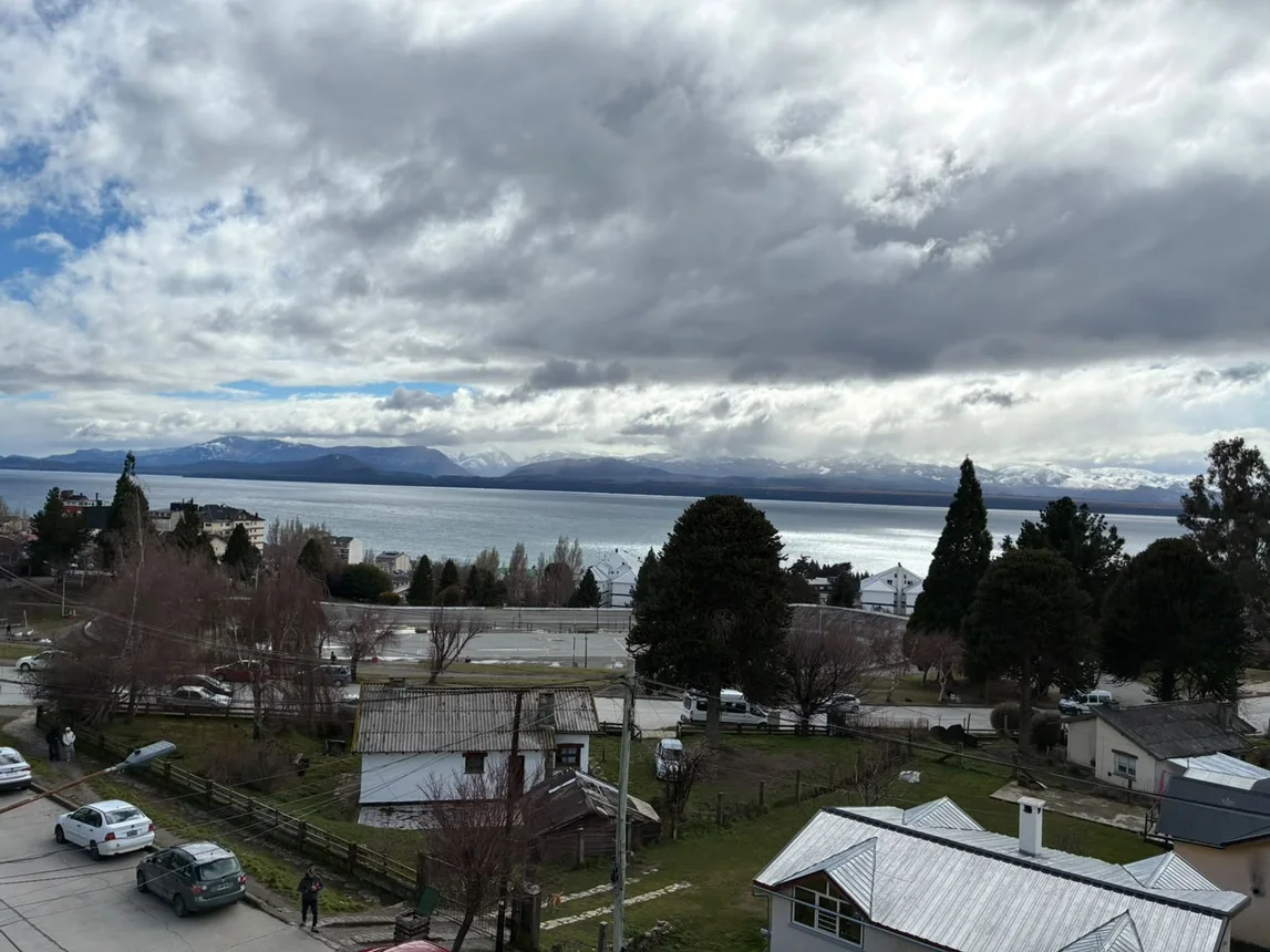 Semipiso de 3 ambientes en alquiler en San Carlos de Bariloche, Ada María Elflein 1200