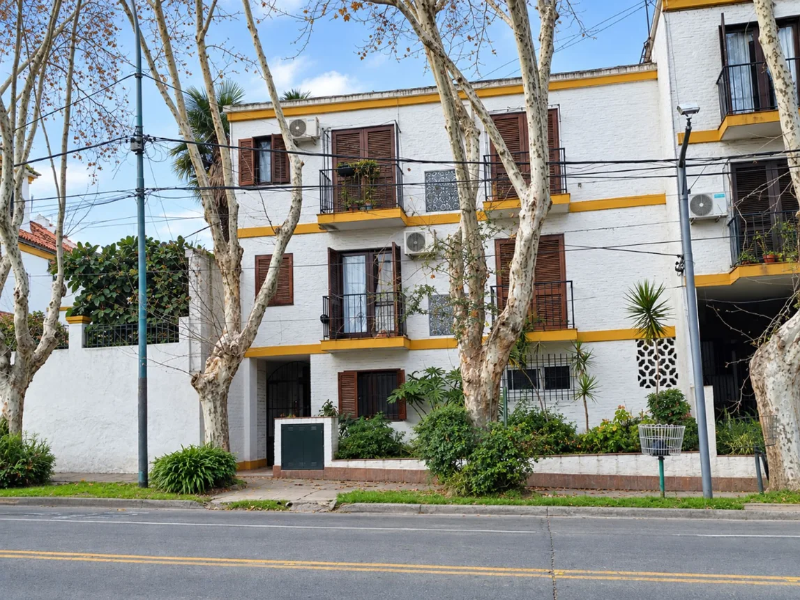 Departamento de 3 ambientes en venta en La Lucila, Avenida del Libertador 3300, foto 2