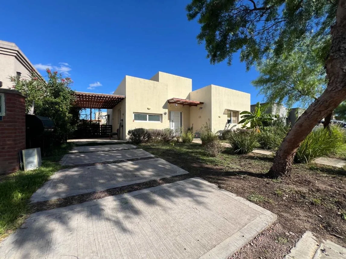 Casa en venta en Villa Rosa