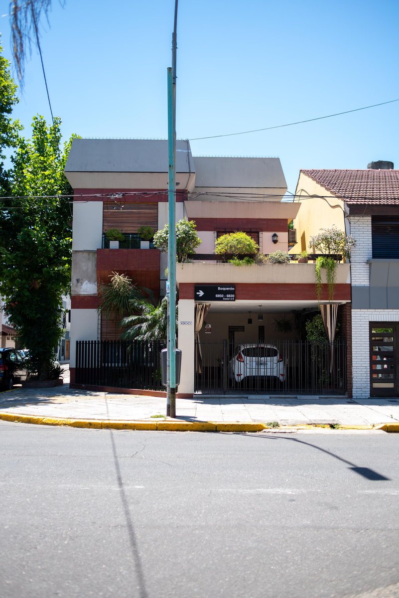 Foto 3 — Liniers - Casa 4 amb coch. patio y terraza
