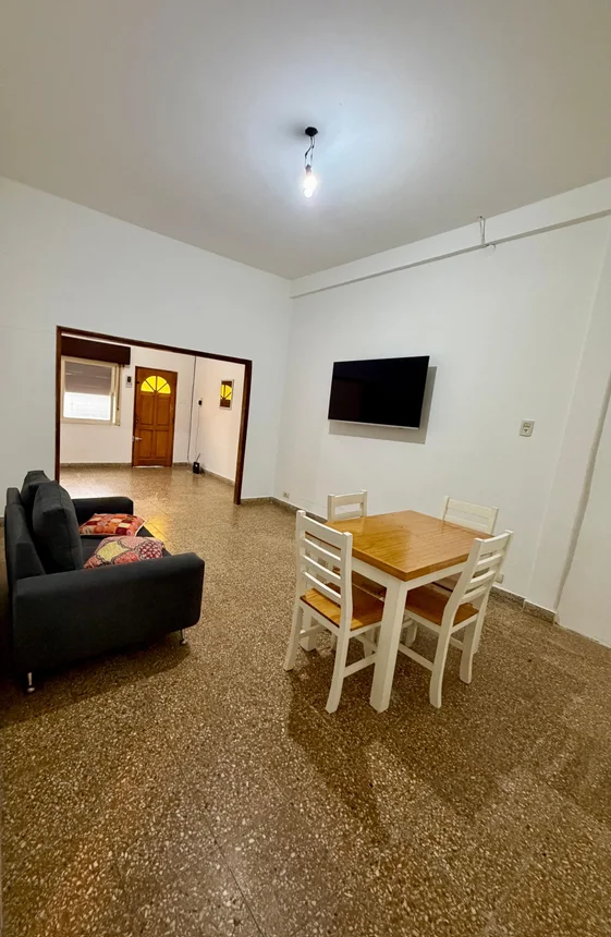 Casa dúplex de 8 ambientes en venta en Temperley, General José María Paz 1100, foto 3