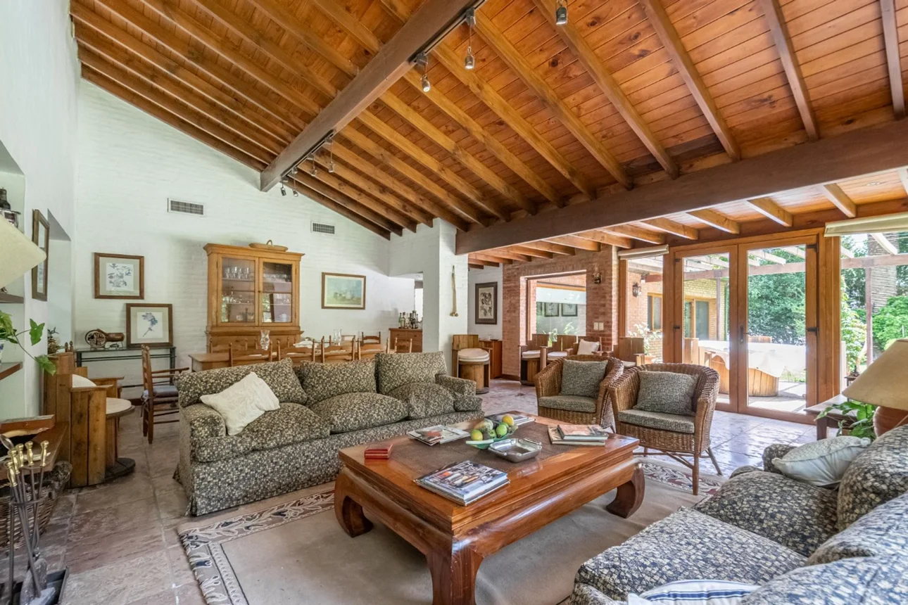 Casa en venta en Del Viso