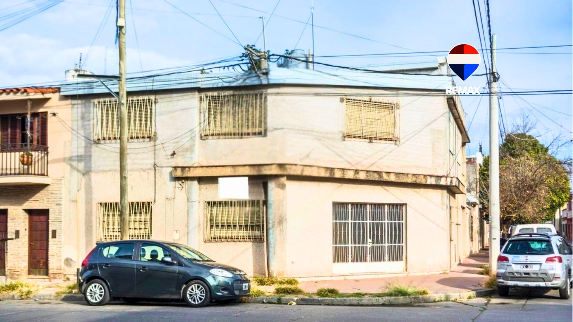 CASA 5 DORMITORIOS VENTA MACROCENTRO EN ESQUINA - foto 1