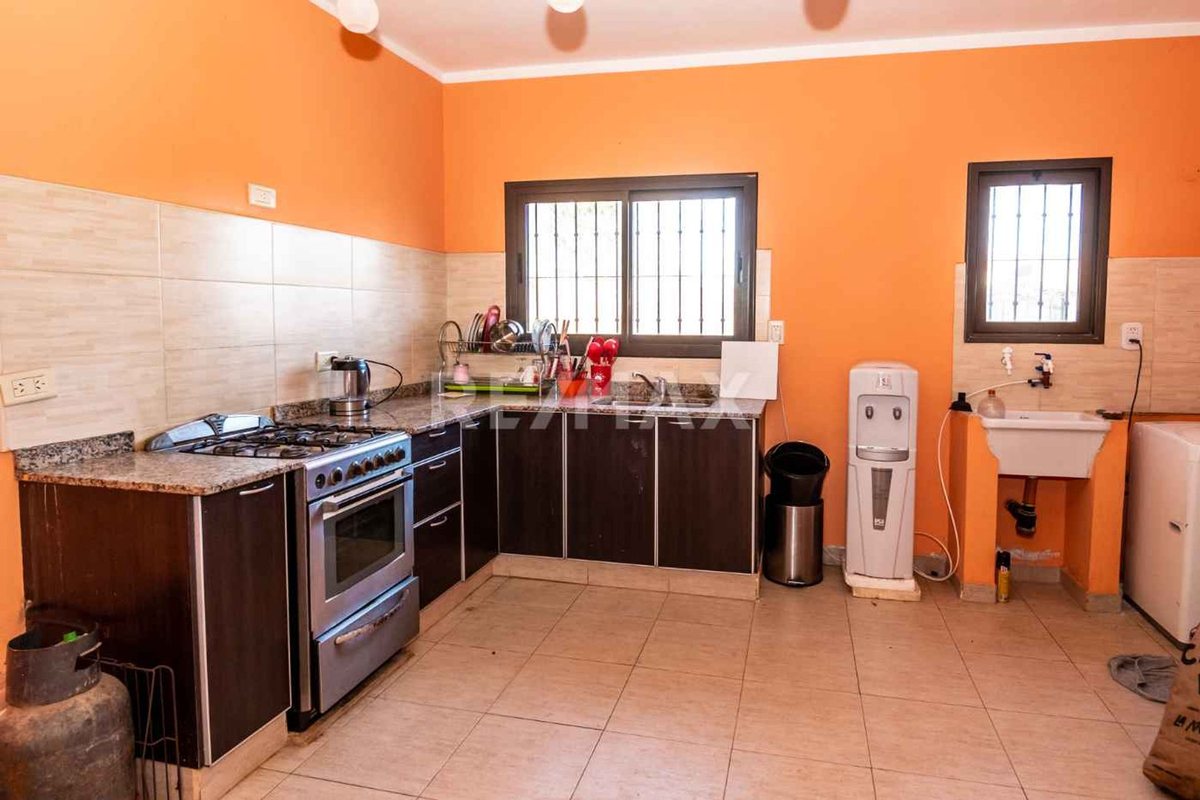 CASA EN VENTA LA SILLETA2 DORMITORIOS - foto 5
