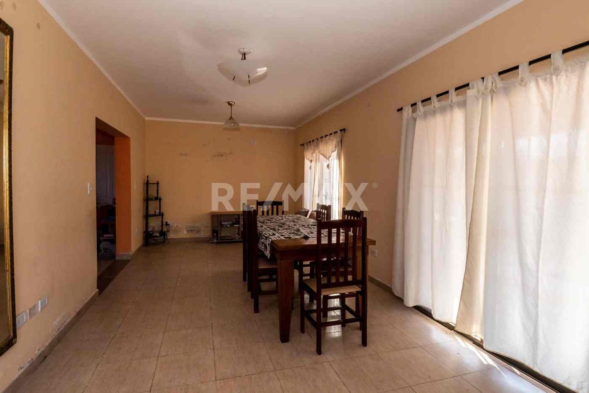 CASA EN VENTA LA SILLETA2 DORMITORIOS - foto 3
