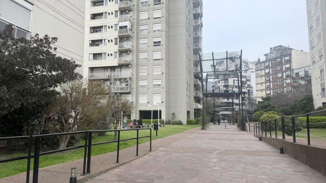 Torres del Abasto 4 ambientes balcón parque pileta