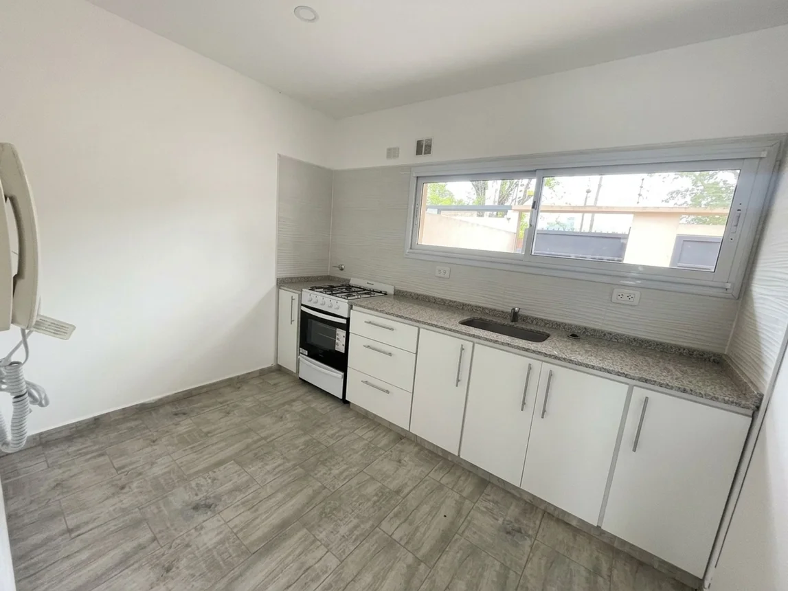 Casa dúplex de 4 ambientes en venta en City Bell, 465 Entre 14 B y 14 C 600, foto 4