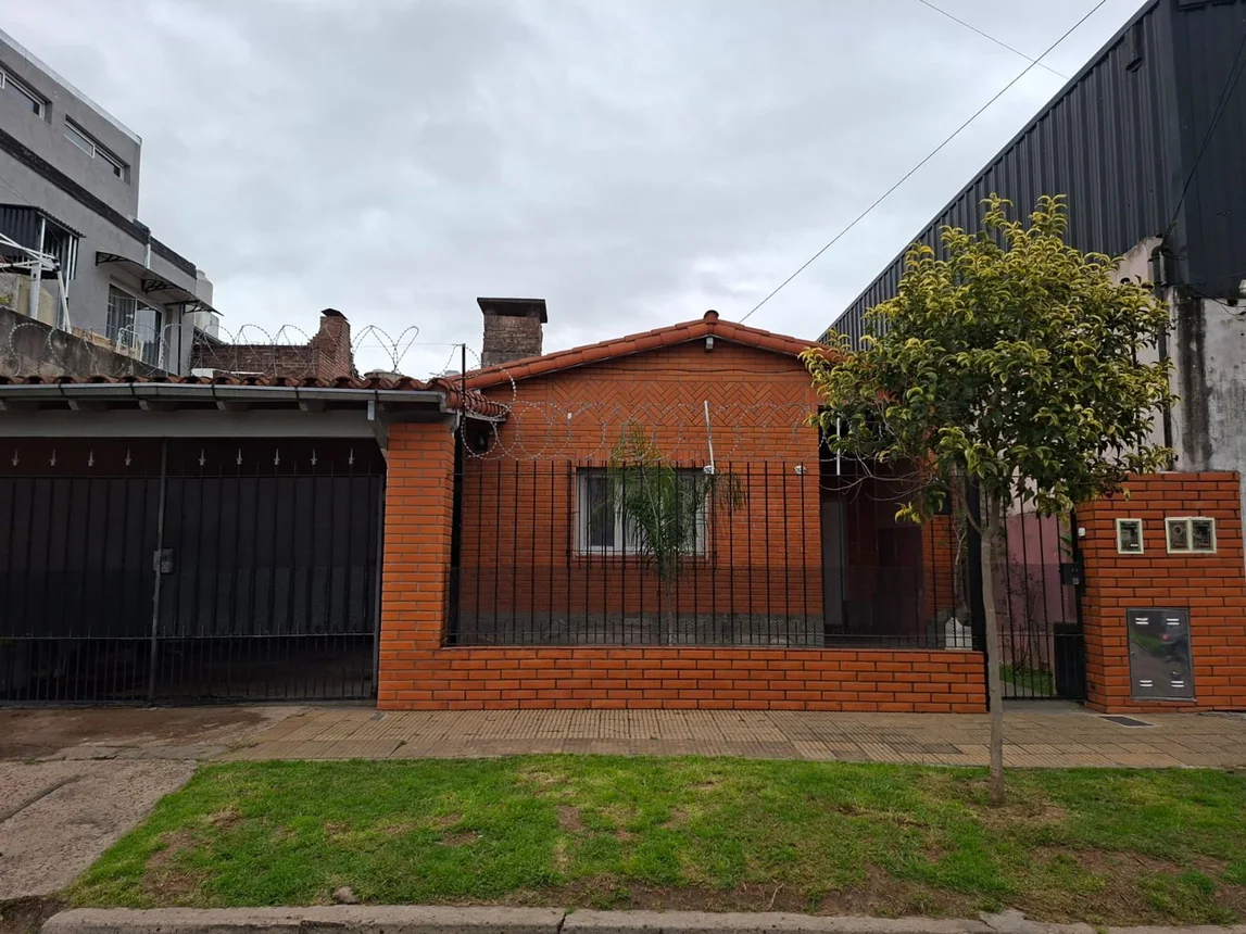Casa de 3 ambientes en venta en Beccar, Ingeniero Bergallo 2000