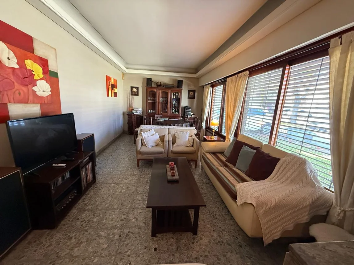 Casa de 4 ambientes en venta en Bernal Este, Dorrego 100, foto 2