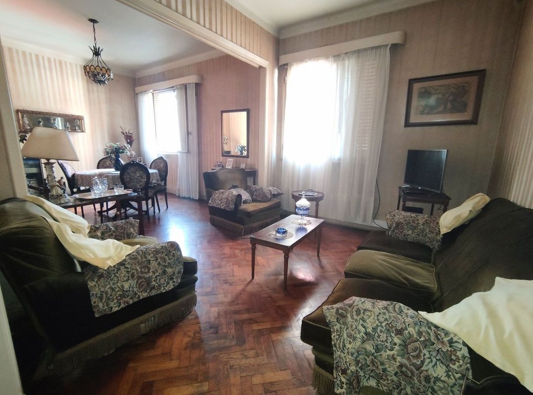 VENTA DEPARTAMENTO 3 AMBIENTES PISO ALTO LUMINOSO