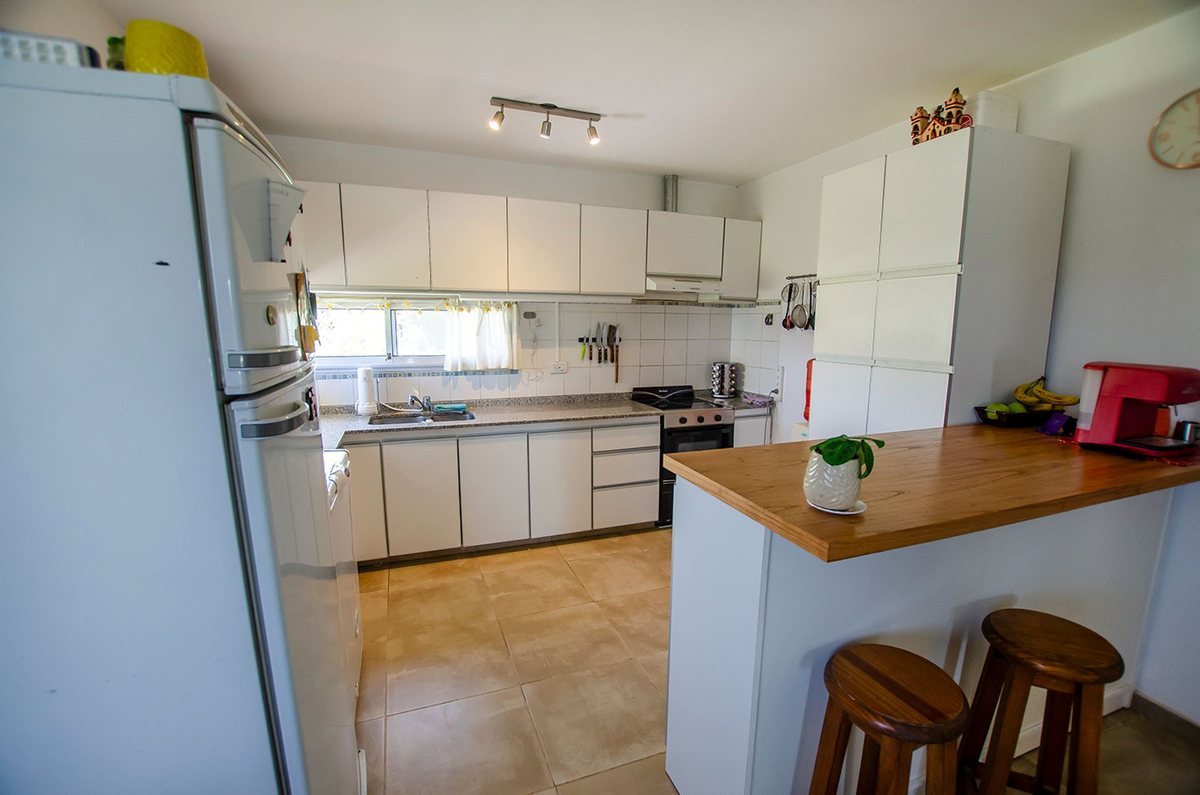 CASA EN VENTA LAGUNA AZUL EZEIZA 4 AMBIENTES - 2