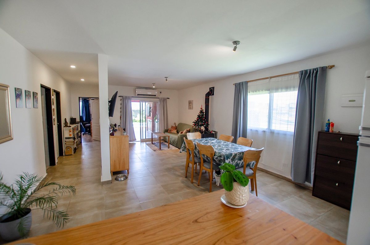 CASA EN VENTA LAGUNA AZUL EZEIZA 4 AMBIENTES - 3