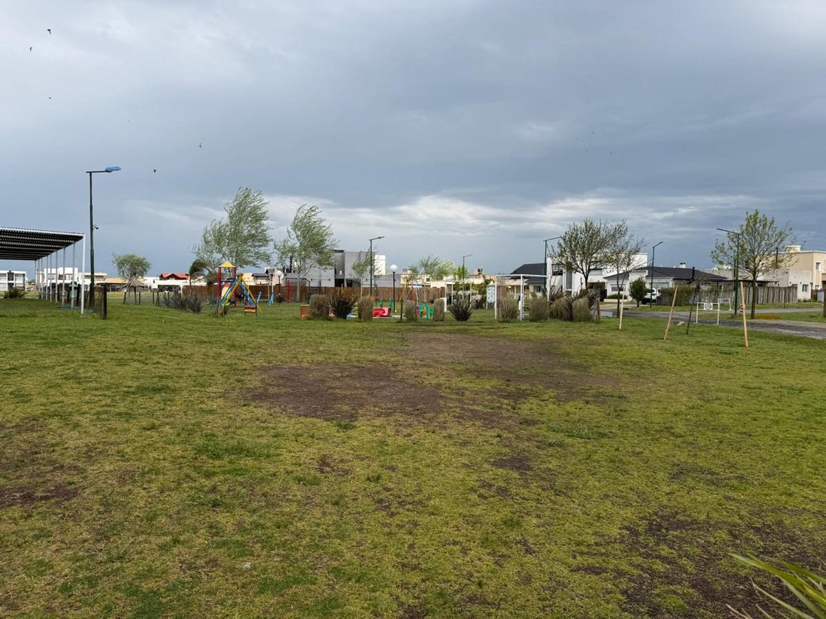 LOTE 300 MTS EN BARRIO PRIVADO LAGUNA AZUL ETAPA 3 - 4