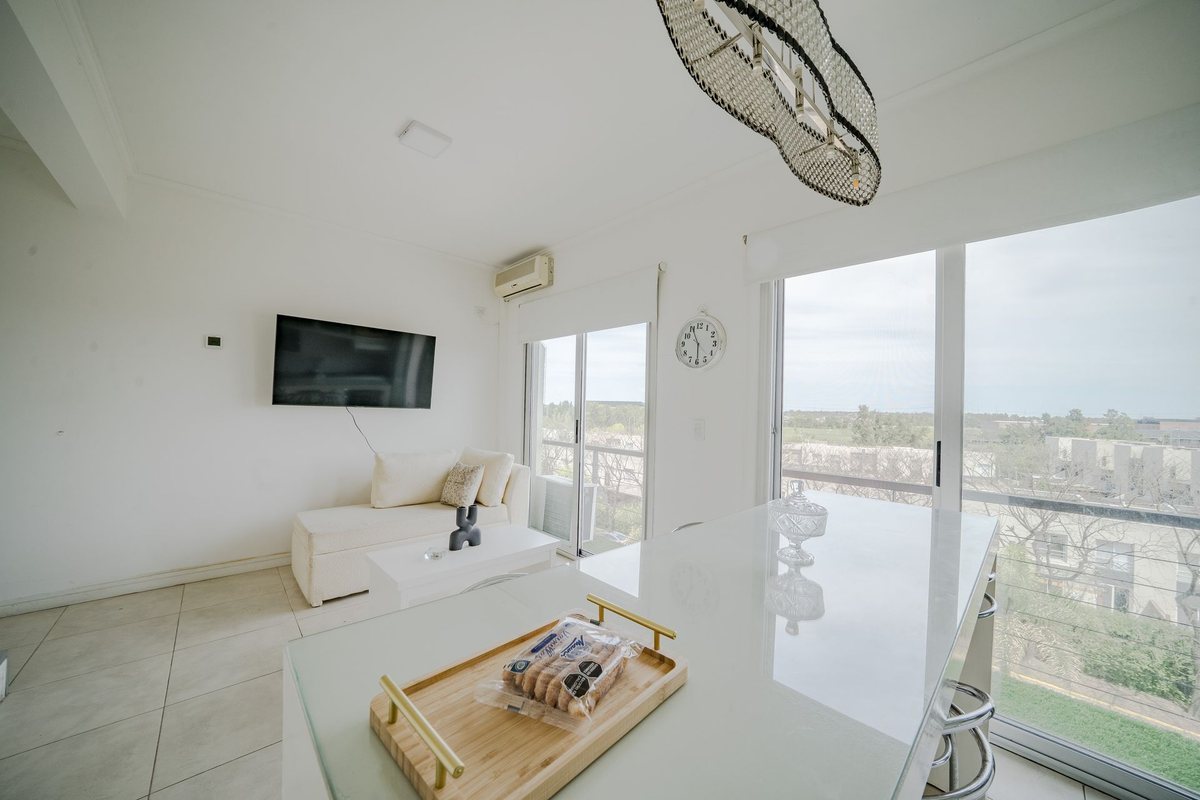 VENTA DEPARTAMENTO 2 AMBIENTES NORDELTA COCHERA