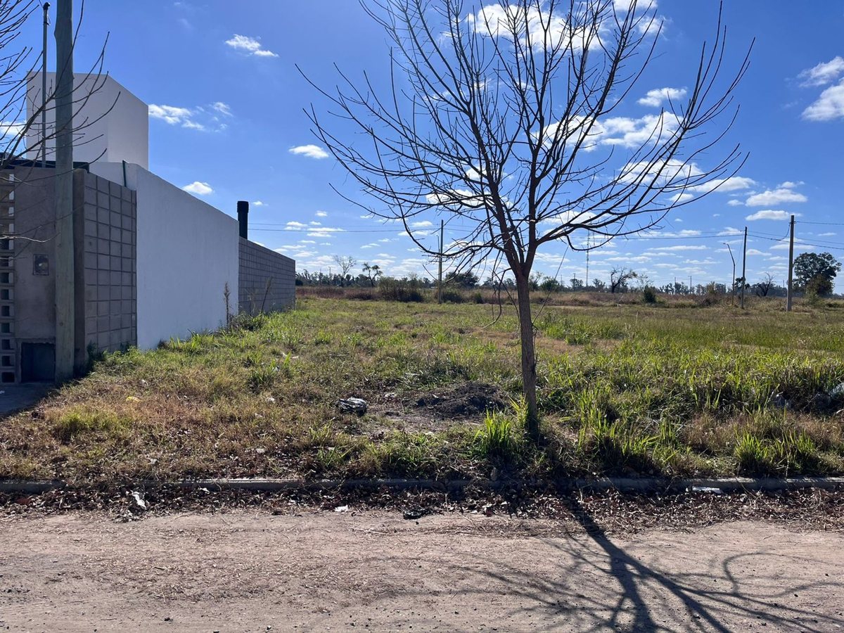 Venta terreno en loteo Nueva Italia